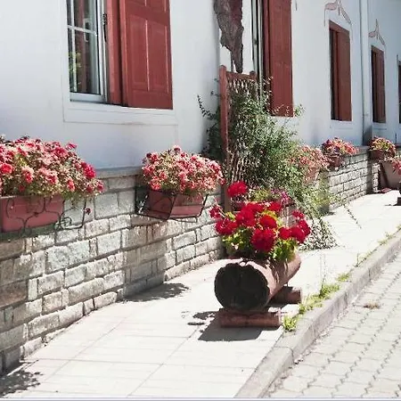 Апарт-отель Moulin Эмавиль